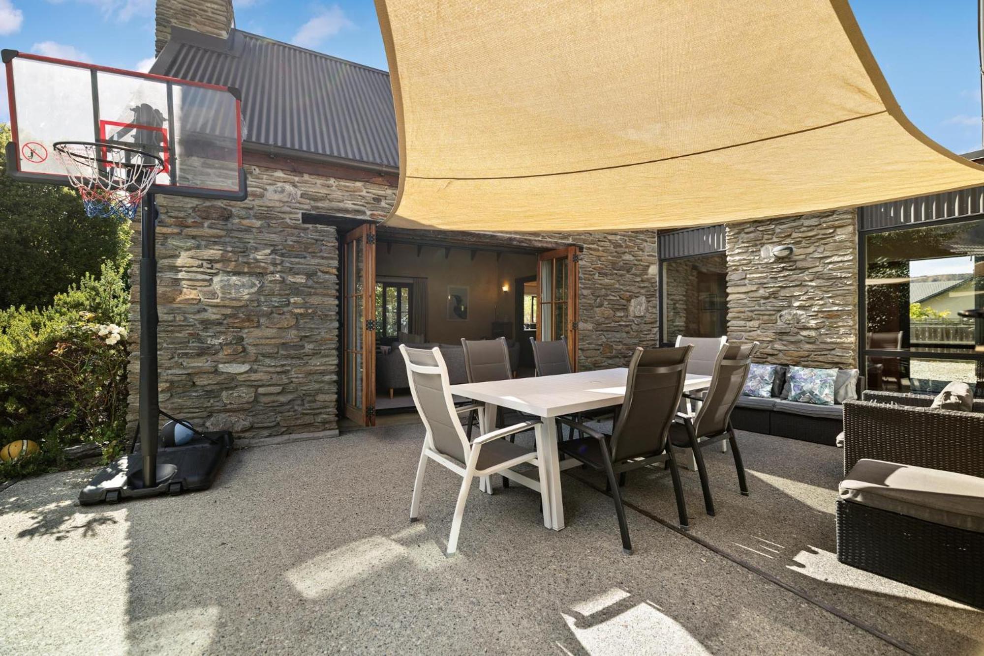 Maytime Cottage - Arrowtown Holiday Home Ngoại thất bức ảnh